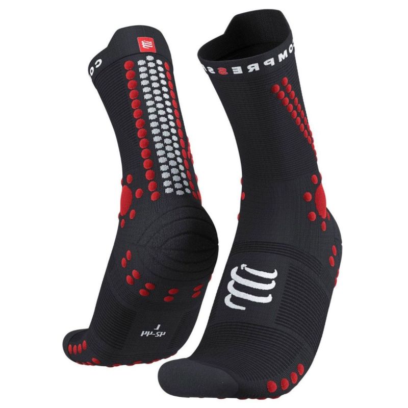 Skarpety biegowe Pro Racing Socks V4.0 Trail - do biegów po górach (Rozmiar: 42-44 - Kolor: Black/Red)