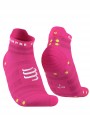 Stopki do biegania Compressport Pro Racing Socks V4.0 Ultralight Run Low - Fluo Pink/Primerose
